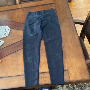 ULTRACOR Black Skull Pattern Leggings